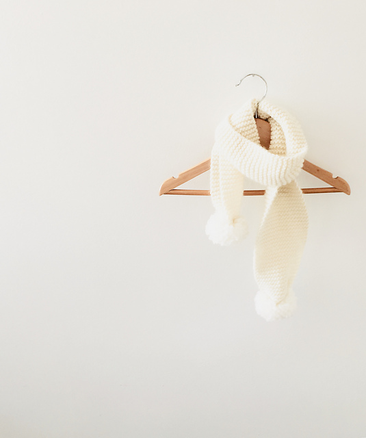 BABY BIG POM Scarf