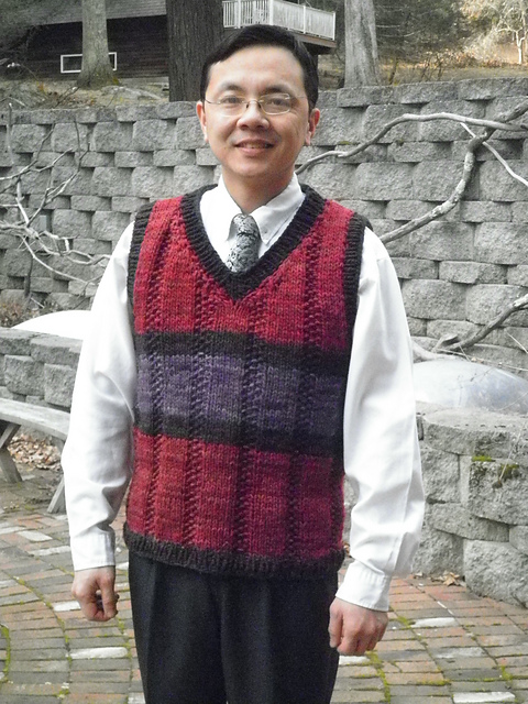 Ravelry: Super Chunky Seeded Column Vest pattern by Minh Han