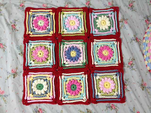 Bobbly Flower Square