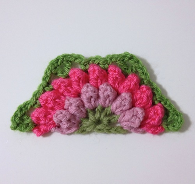 Half Bobbly Flower Hexagon