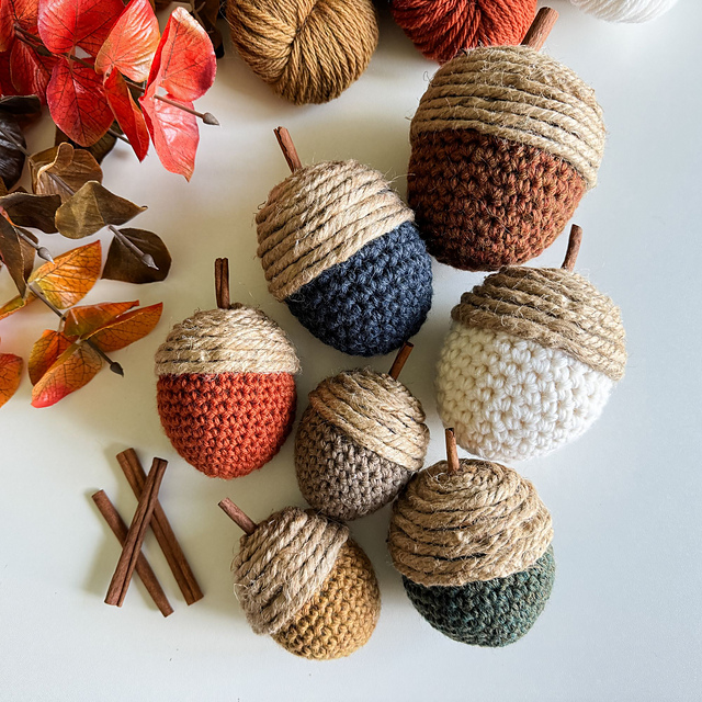 Rustic Farmhouse Acorns
