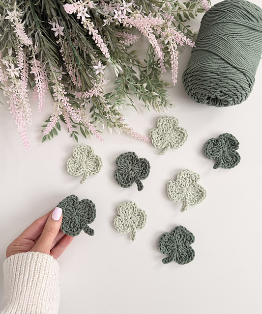 Simply Sweet Shamrock Applique