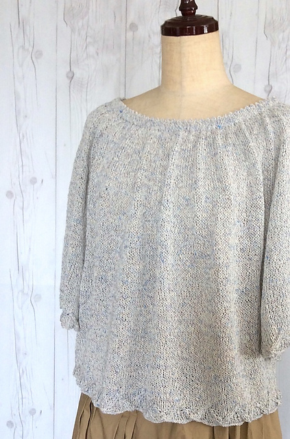Gatherd pullover