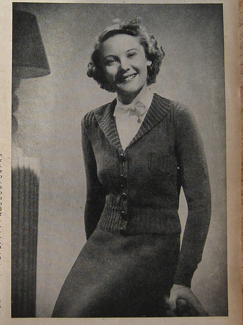 Weldon's cardigan with a striped revers