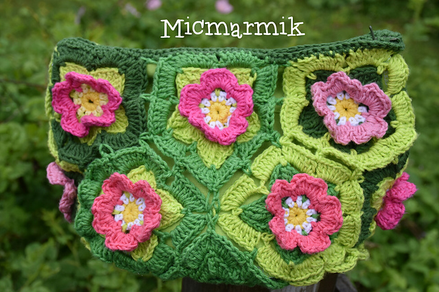 Small wild rose bag