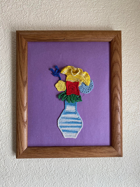 Doris Bouquet in Vase Wallhanging