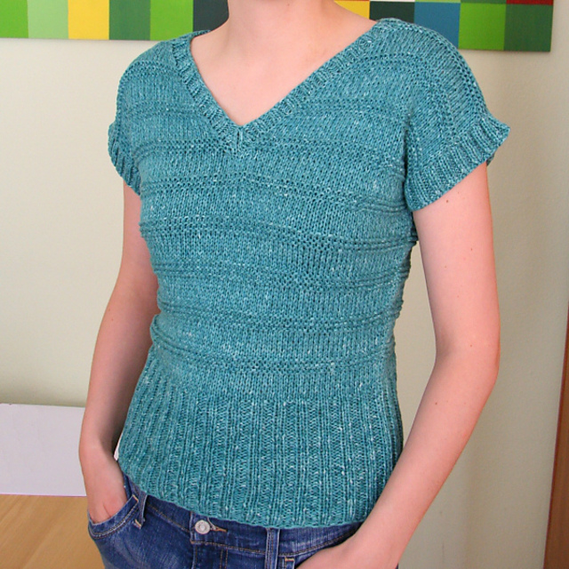 # 28 V-Pulli mit Querrippen