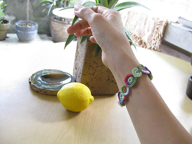Going around in circles bracelet