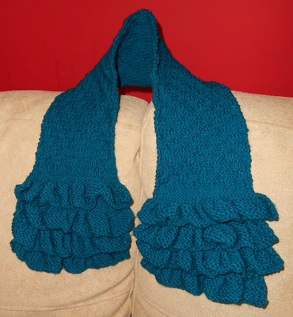 Ruffled scarf