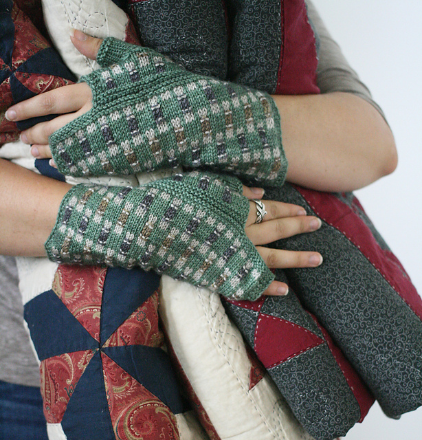 Suprematism Mitts