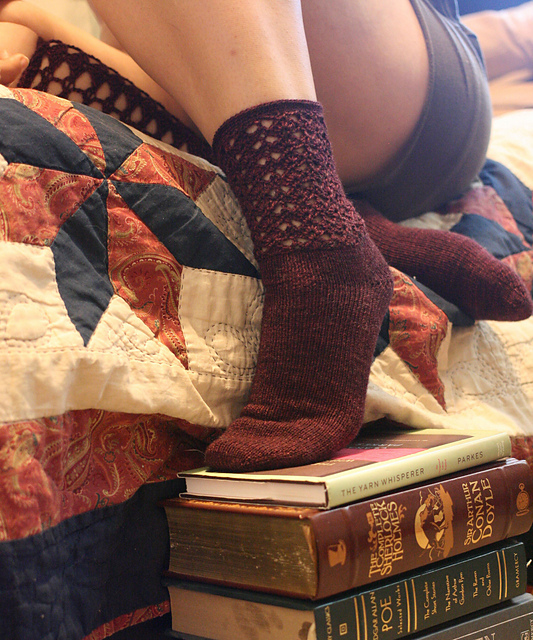 Ravelry Quinn Socks pattern by Miriam L. Felton