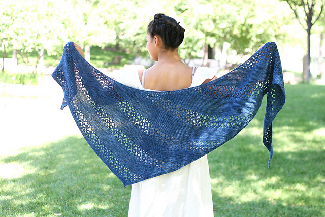 Latona Shawl
