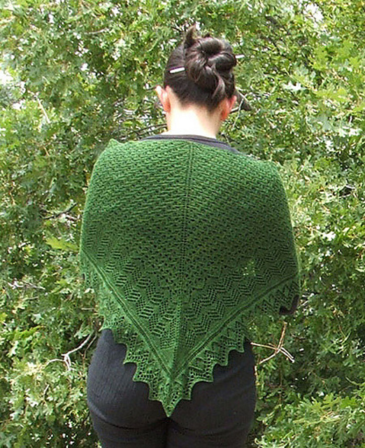 Lightweight Mountain Peaks Shawl