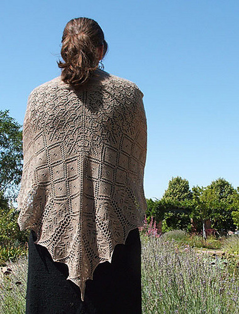 Hidcote Garden Shawl