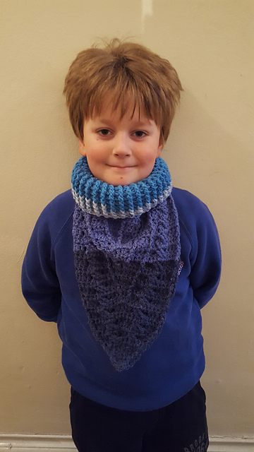 Caine's Cabled Cowl