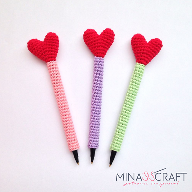 Crochet heart pen cozy