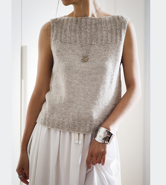 Ravelry: Vera Top pattern by Minimi Knit Design