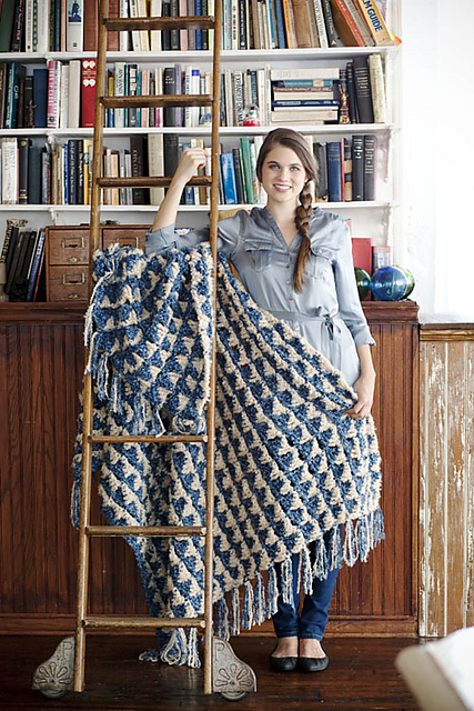 Triangles Throw