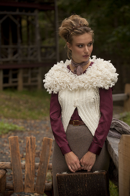 #08 Loop Collar Vest