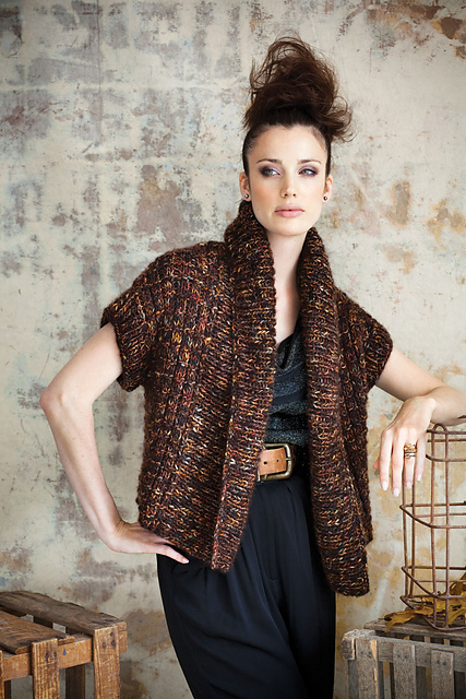 #28 Cropped Topper