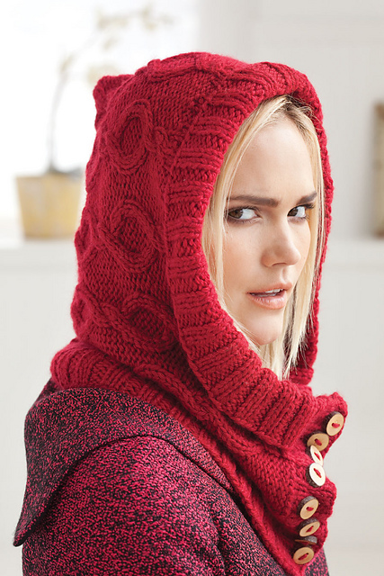 #29 Hooded Neck Piece