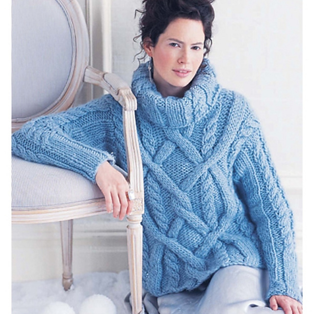 #04 Cabled Pullover