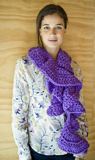 Flirty Ruffle Scarf 90423AD/B/E/F