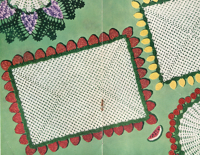 Strawberry Doily #S-589