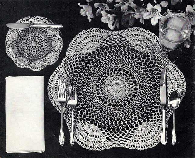 Sea Shells 8-piece Luncheon Set #S-951
