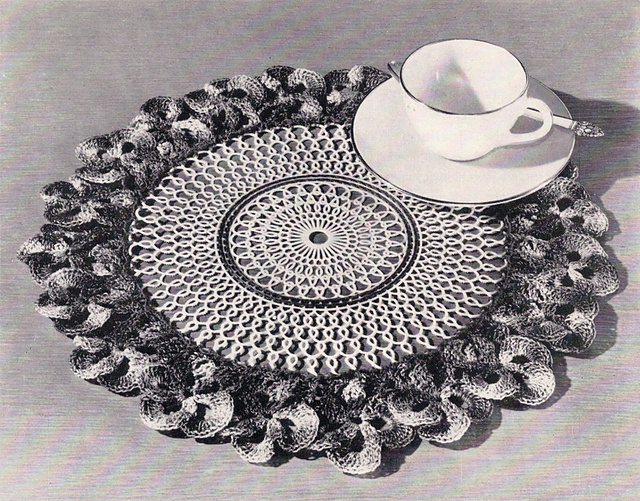 Pansy Patch Doily #S-952