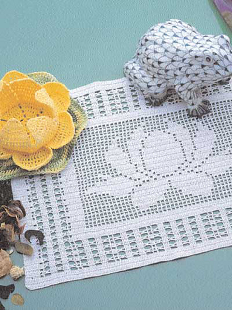 Waterlily Filet Doily