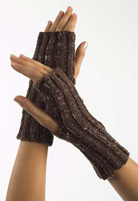 F163 Cleckheaton Country Silk Fingerless Gloves