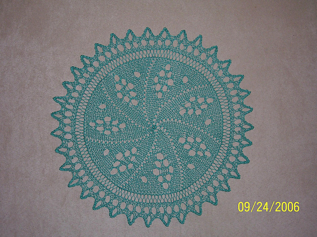 Figure 72. Tumbler Doily
