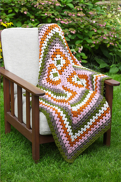4-Square Granny Afghan