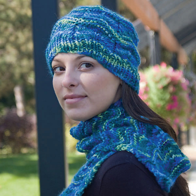 Snuggle Up Hat & Scarf
