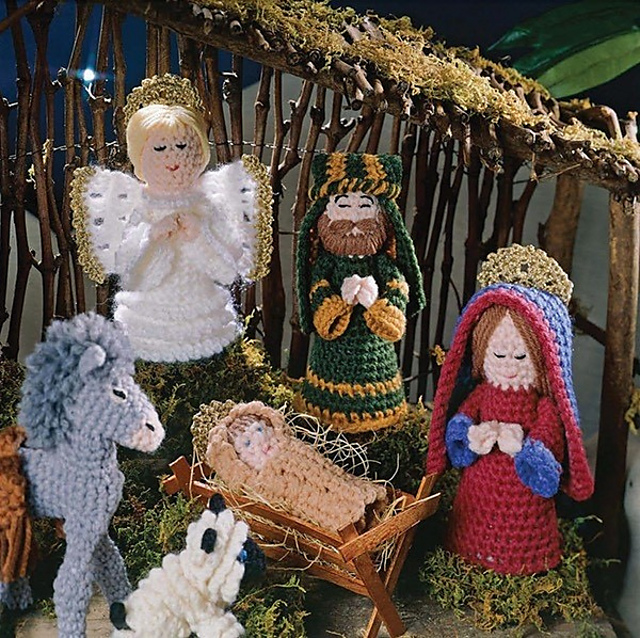 Away In A Manger A Crocheted Nativity