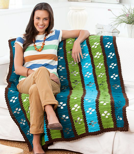 Primrose Lane Throw