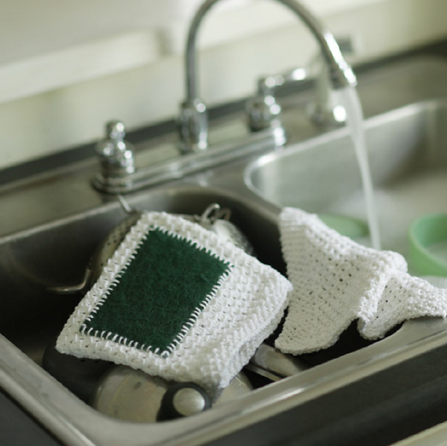 Crocus Buds Dishcloth & Pot Scrubber
