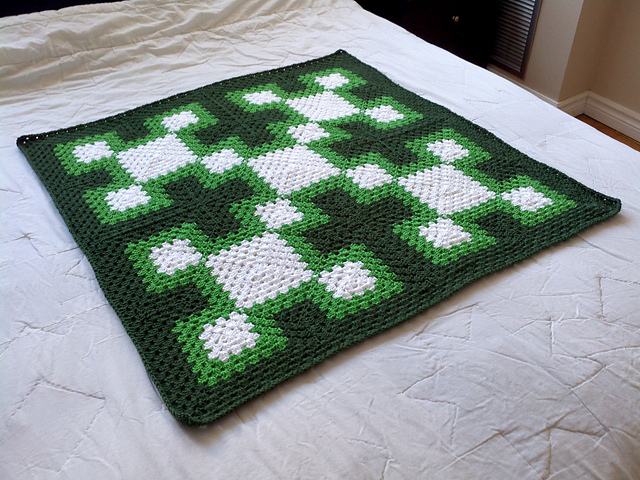 EGS Feeling Cross blanket