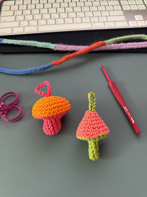 mushroom keyring