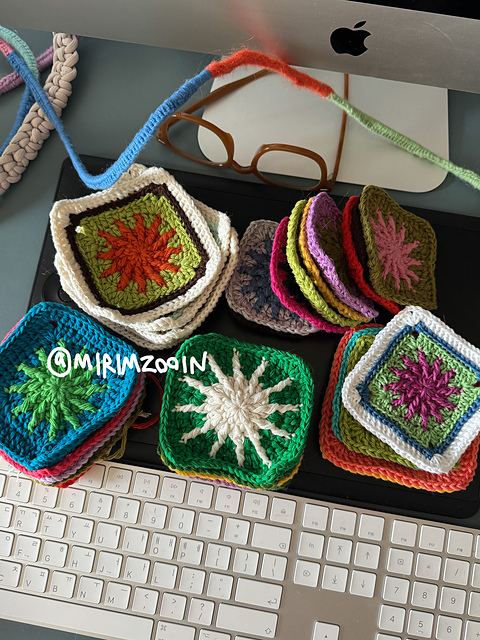 sun square motif