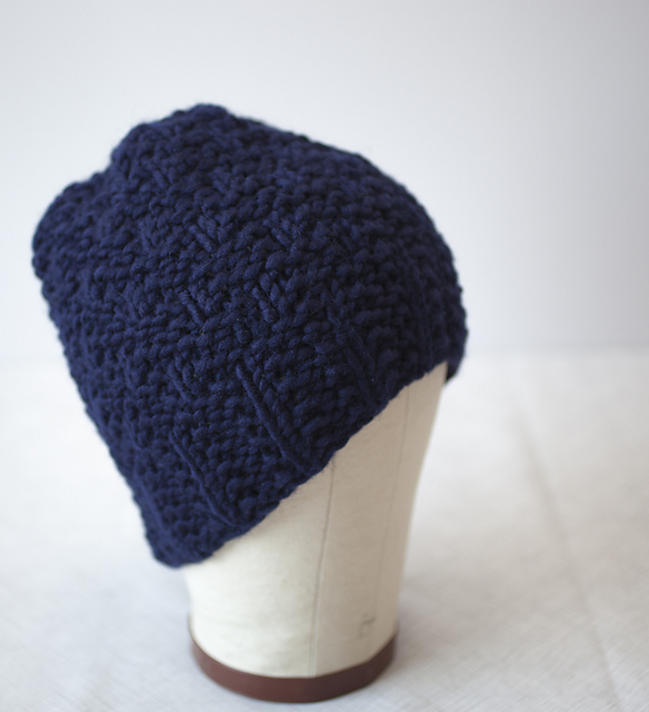 Ravelry: Paffuto pattern by Michele Wang