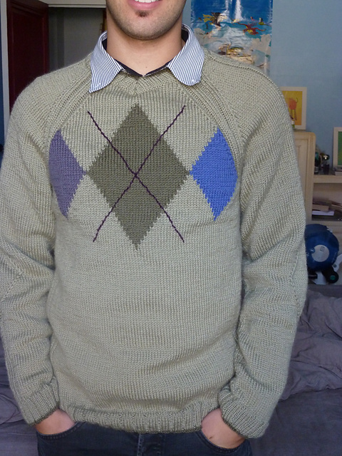 01 - Pull Raglan Col V