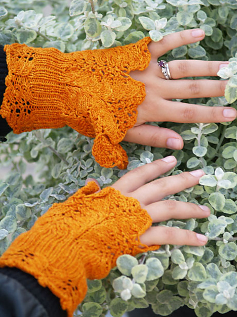 Frilly Cuffs