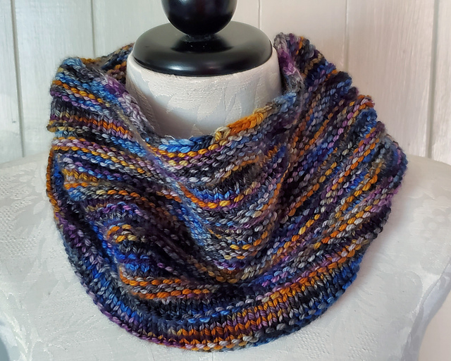 Present Symmetry Cowl