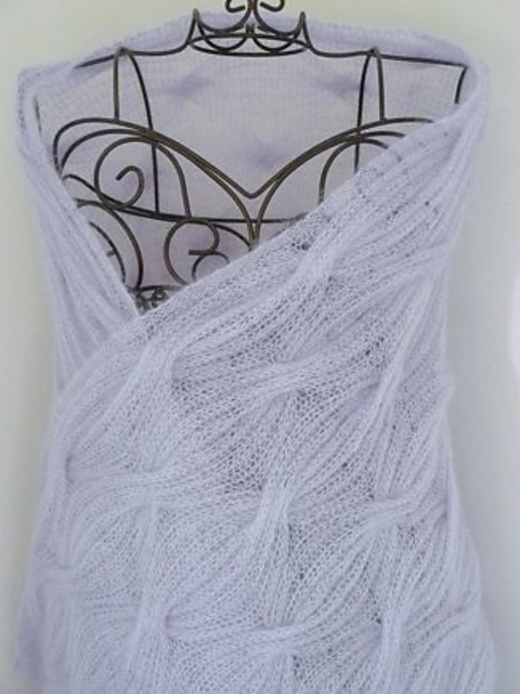 reversible cabled rib shawl