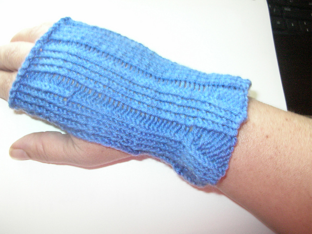 Caro's Purple Twisted Rib Wristlet