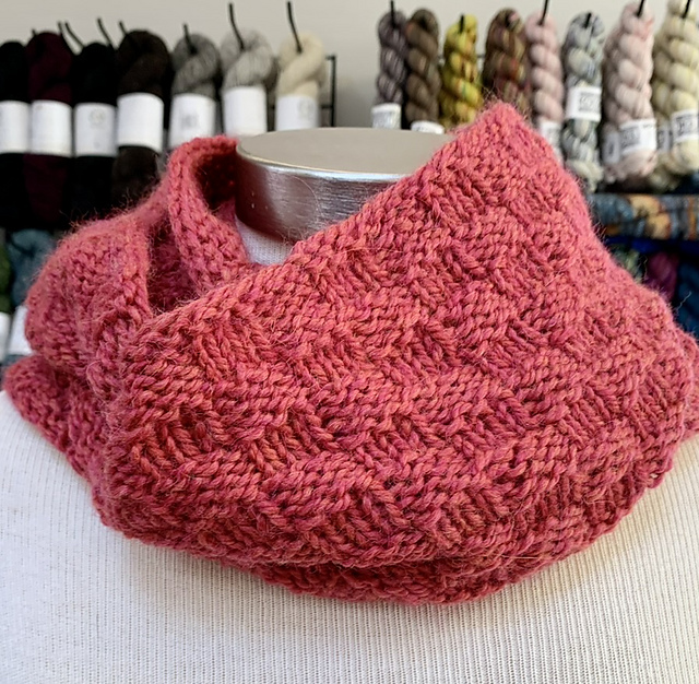 Easy Basketweave Chunky Cowl