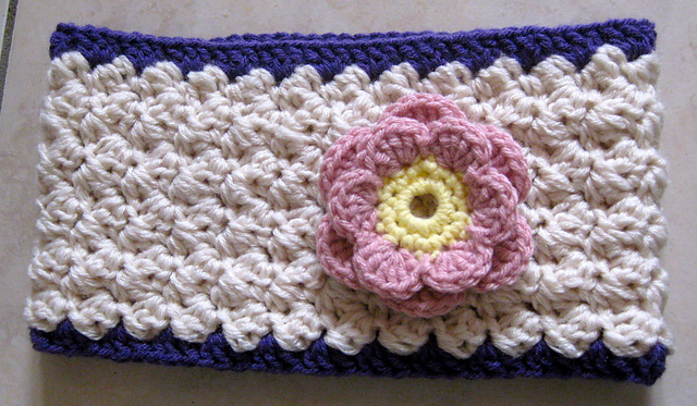 Simple Crocheted Cowl