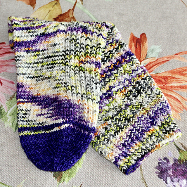 Broken Rib Cuff Down Socks